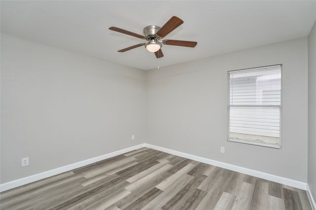 829 Santa Rosa Drive, Fort Worth, TX 76052
