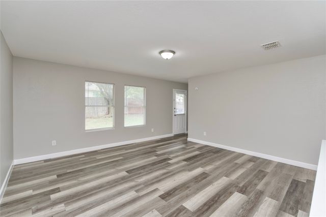 829 Santa Rosa Drive, Fort Worth, TX 76052