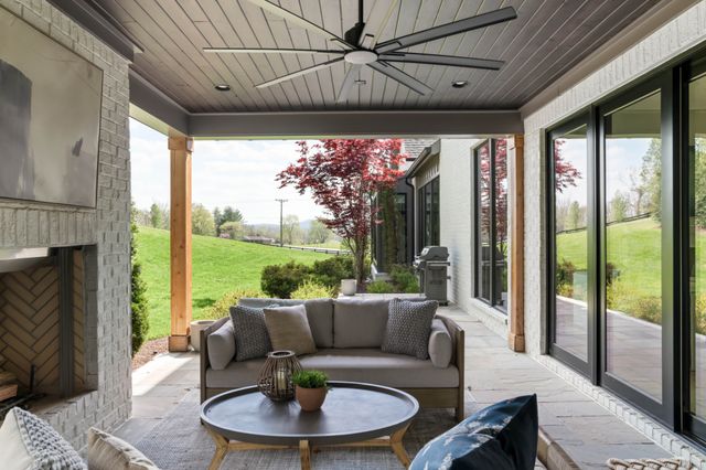 4472 S Carothers Rd, Franklin, TN 37064