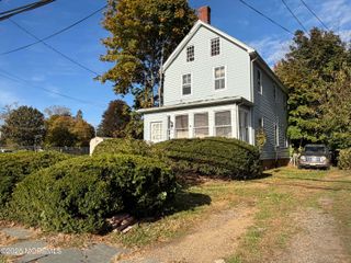 21 Lafayette Place, Freehold, NJ 07728