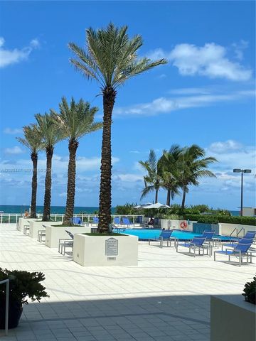 6917 Collins Ave 1422, Miami Beach, FL 33141