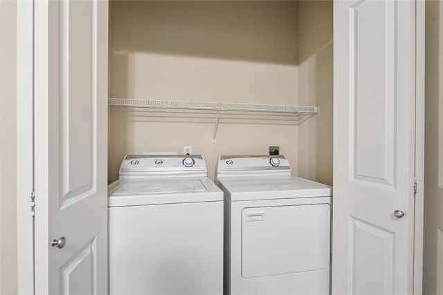 2406 NE Oak Drive 4, Ankeny, IA 50021