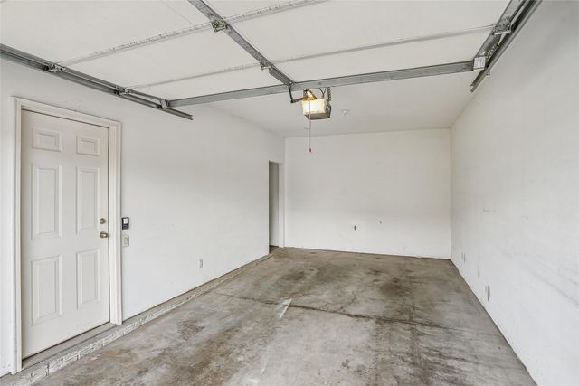 2406 NE Oak Drive 4, Ankeny, IA 50021