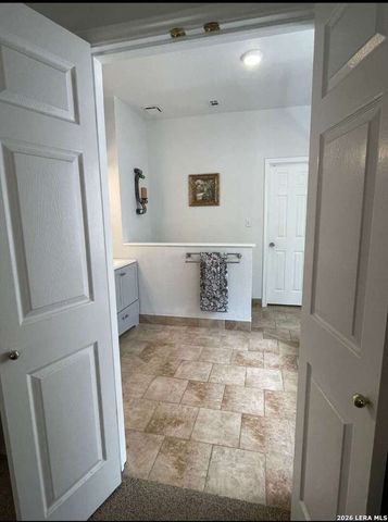9322 Camino Venado, Helotes, TX 78023