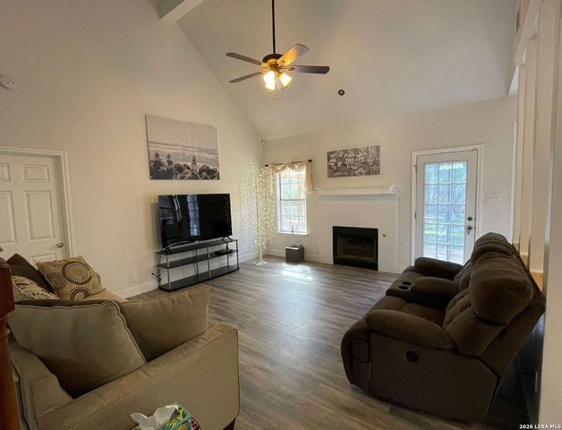 9322 Camino Venado, Helotes, TX 78023