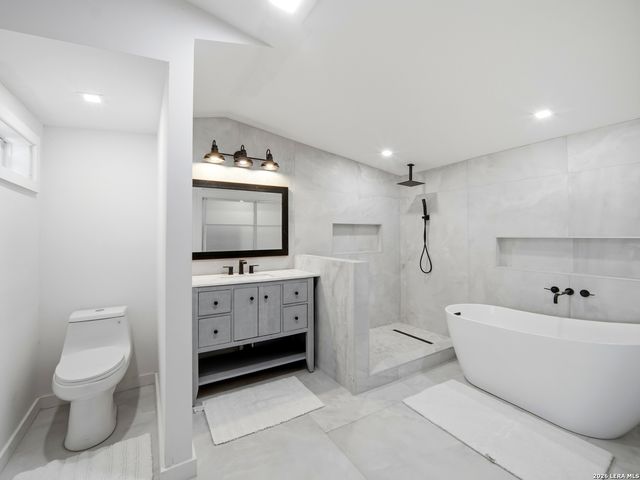 19320 Leal St, San Antonio, TX 78221