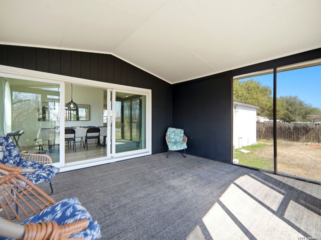 19320 Leal St, San Antonio, TX 78221