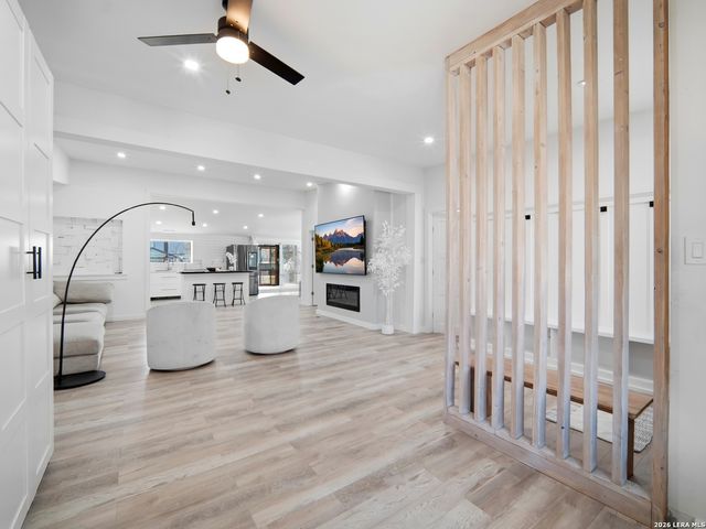 19320 Leal St, San Antonio, TX 78221