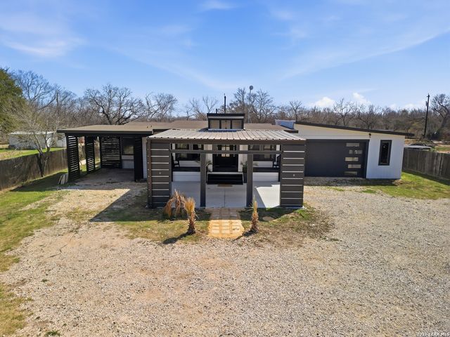 19320 Leal St, San Antonio, TX 78221