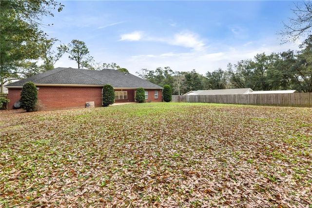 13091 Holly Court, Grand Bay, AL 36541