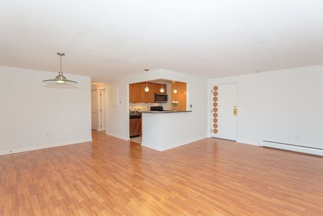 64 Main St 52B, Stoneham, MA 02180