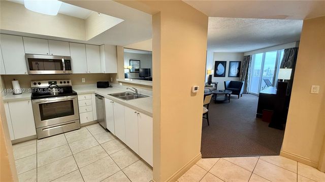 17375 Collins Ave 2406, Sunny Isles Beach, FL 33160