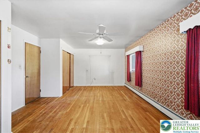 1235 Oakwood Drive, Hanover Twp, PA 18017