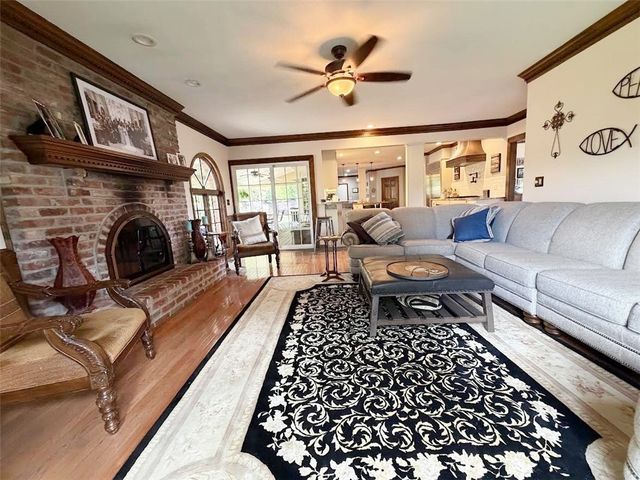 2501 Acorn Court, Franklin Park, PA 15090