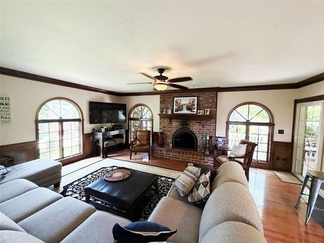 2501 Acorn Court, Franklin Park, PA 15090