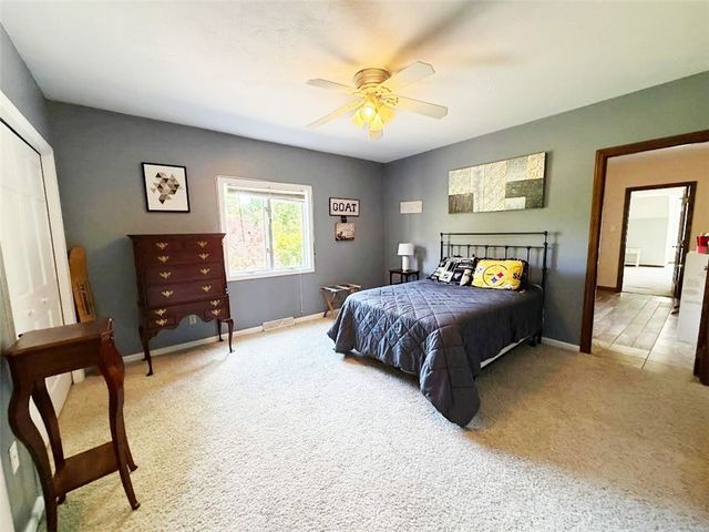 2501 Acorn Court, Franklin Park, PA 15090