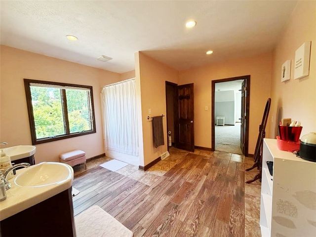 2501 Acorn Court, Franklin Park, PA 15090