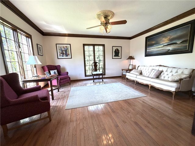2501 Acorn Court, Franklin Park, PA 15090