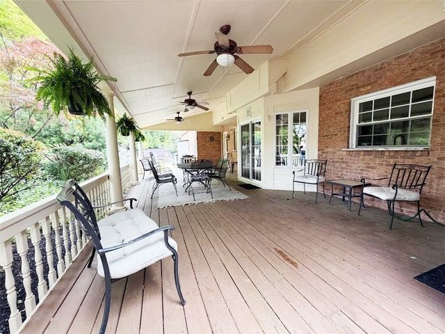 2501 Acorn Court, Franklin Park, PA 15090