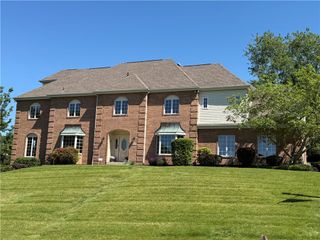 2501 Acorn Court, Franklin Park, PA 15090