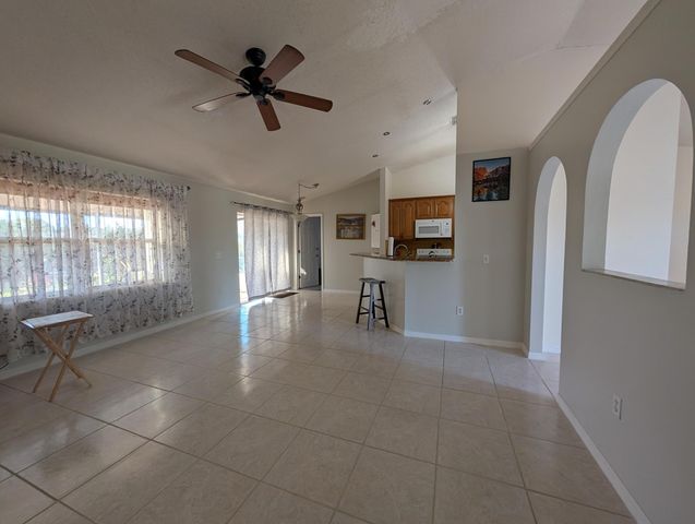 531 SW Bradshaw Circle, Port St. Lucie, Port St Lucie, FL 34953