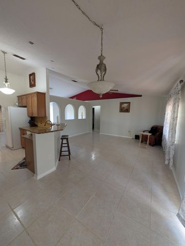 531 SW Bradshaw Circle, Port St. Lucie, Port St Lucie, FL 34953