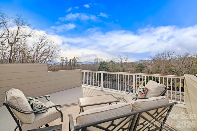 9 Gudger Road, Asheville, NC 28806