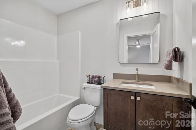 9 Gudger Road, Asheville, NC 28806