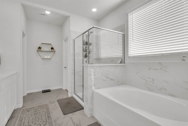 611 Metallic Tree Lane, Van Alstyne, TX 75495
