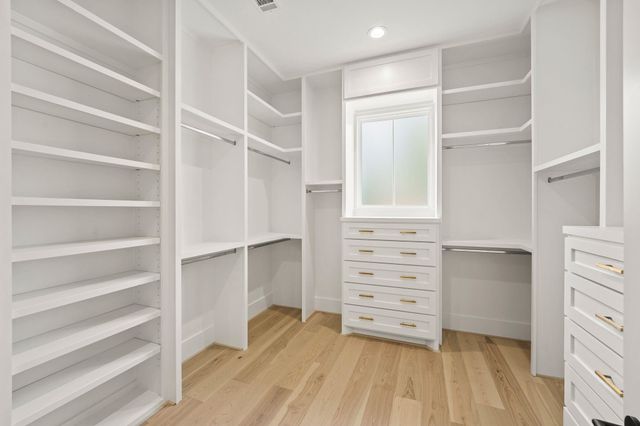 206 Faust Lane, Houston, TX 77024