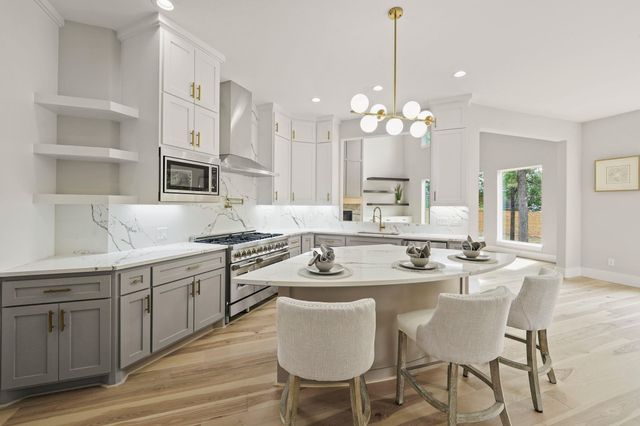 206 Faust Lane, Houston, TX 77024