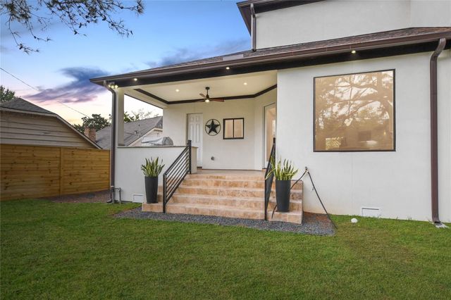 206 Faust Lane, Houston, TX 77024