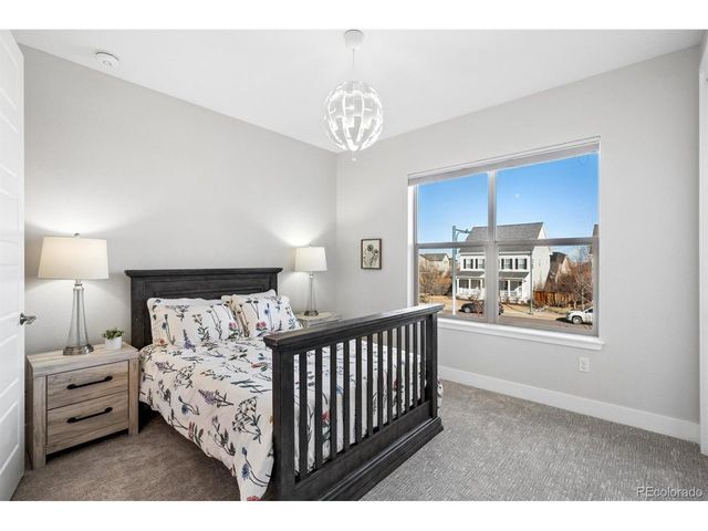 7840 E 32nd Ave, Denver, CO 80238