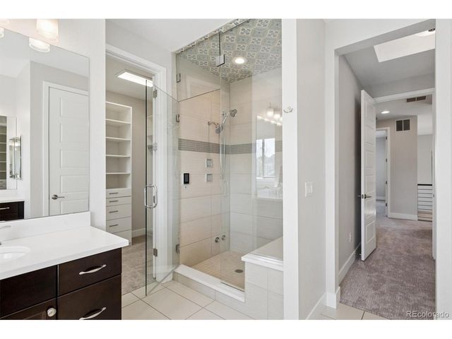 7840 E 32nd Ave, Denver, CO 80238