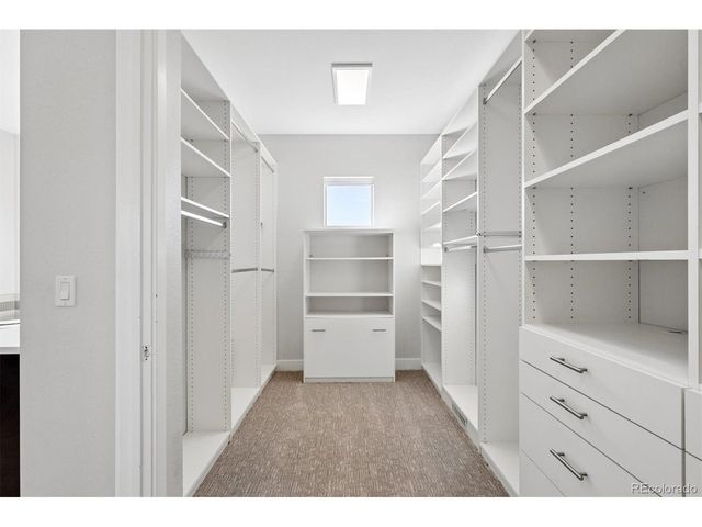 7840 E 32nd Ave, Denver, CO 80238