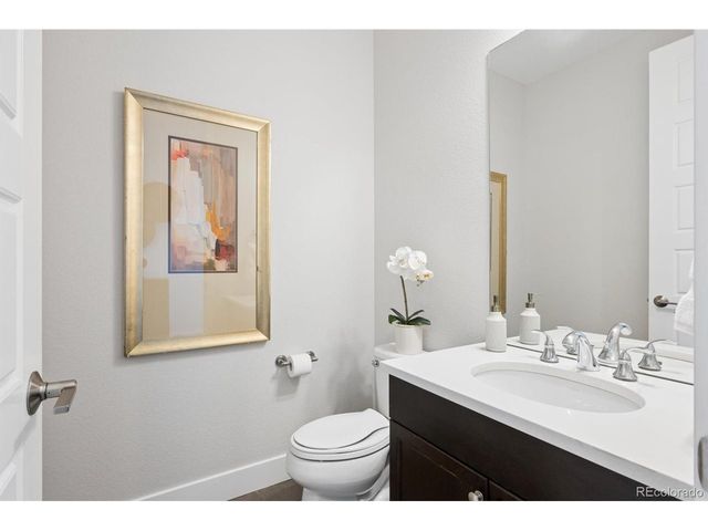 7840 E 32nd Ave, Denver, CO 80238