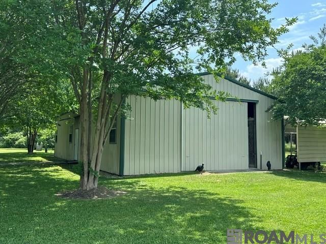 8924 Peterson Rd, St Francisville, LA 70775