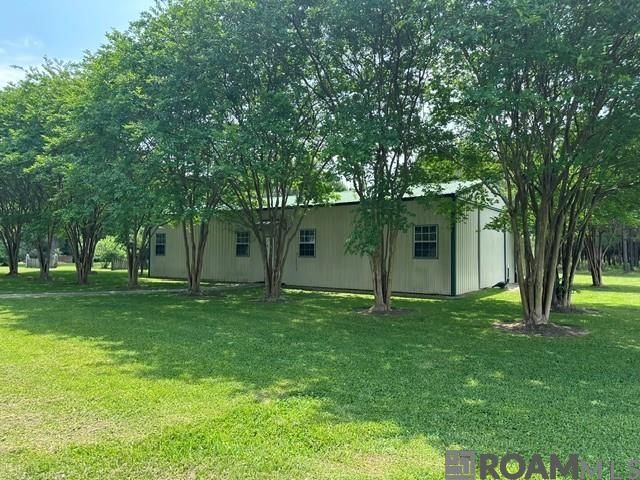 8924 Peterson Rd, St Francisville, LA 70775