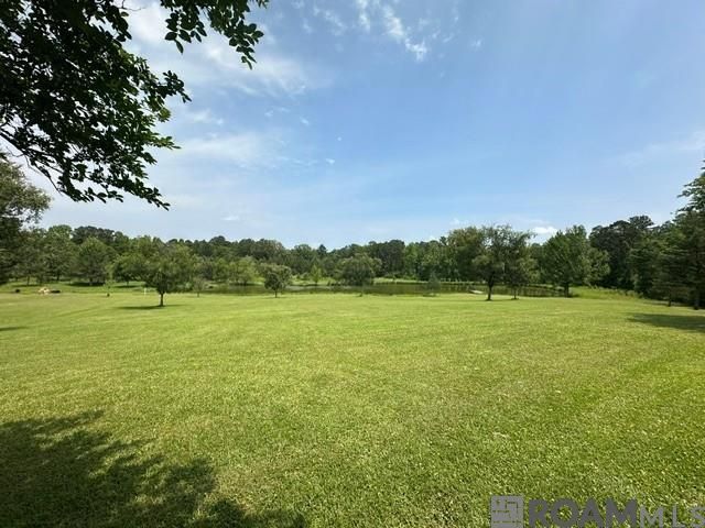 8924 Peterson Rd, St Francisville, LA 70775