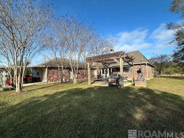 8924 Peterson Rd, St Francisville, LA 70775