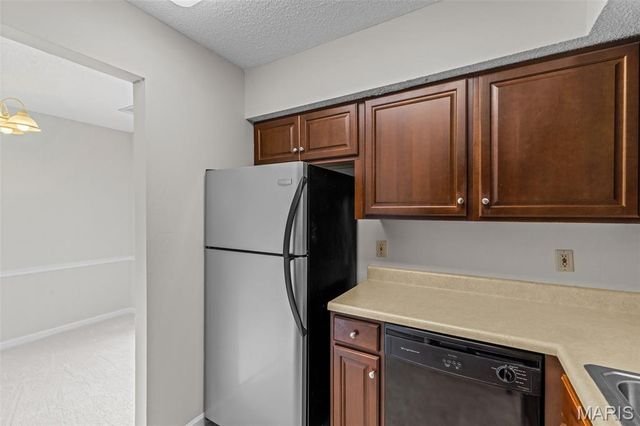 8813 Wrenwood Lane, St Louis, MO 63144