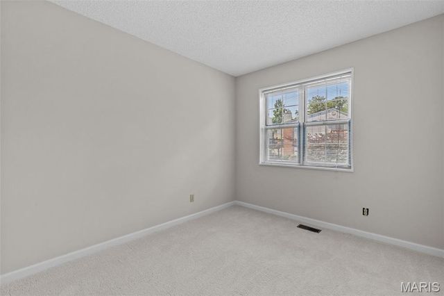 8813 Wrenwood Lane, St Louis, MO 63144