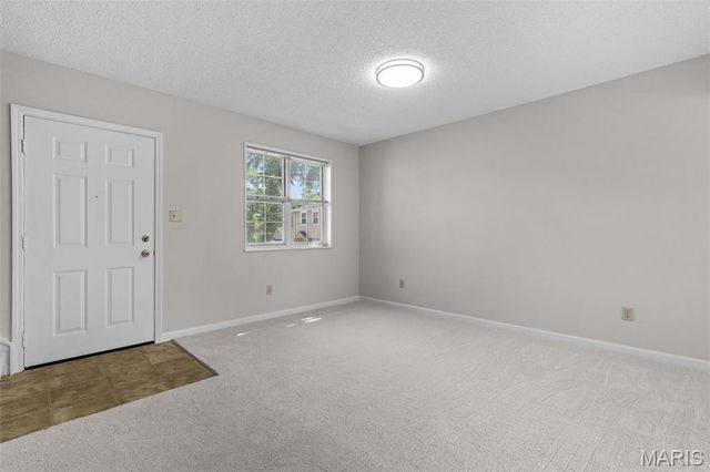 8813 Wrenwood Lane, St Louis, MO 63144