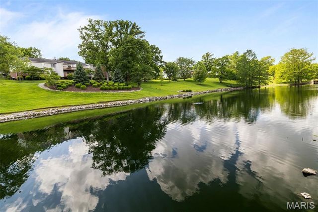 8813 Wrenwood Lane, St Louis, MO 63144