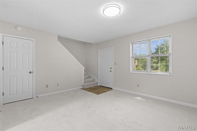 8813 Wrenwood Lane, St Louis, MO 63144
