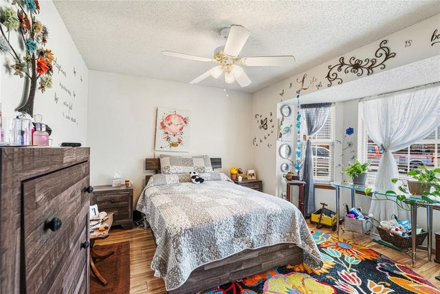 1611 N Orchard Terrace, Mustang, OK 73064