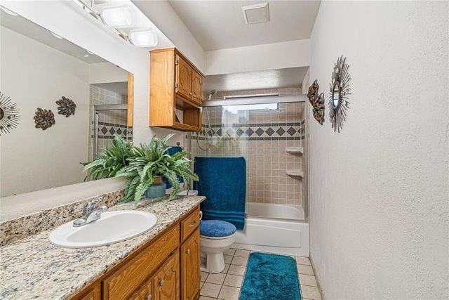 1611 N Orchard Terrace, Mustang, OK 73064