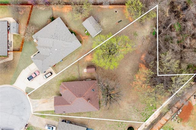 1611 N Orchard Terrace, Mustang, OK 73064