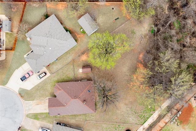 1611 N Orchard Terrace, Mustang, OK 73064