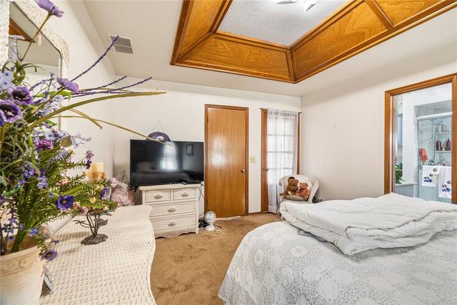 1611 N Orchard Terrace, Mustang, OK 73064